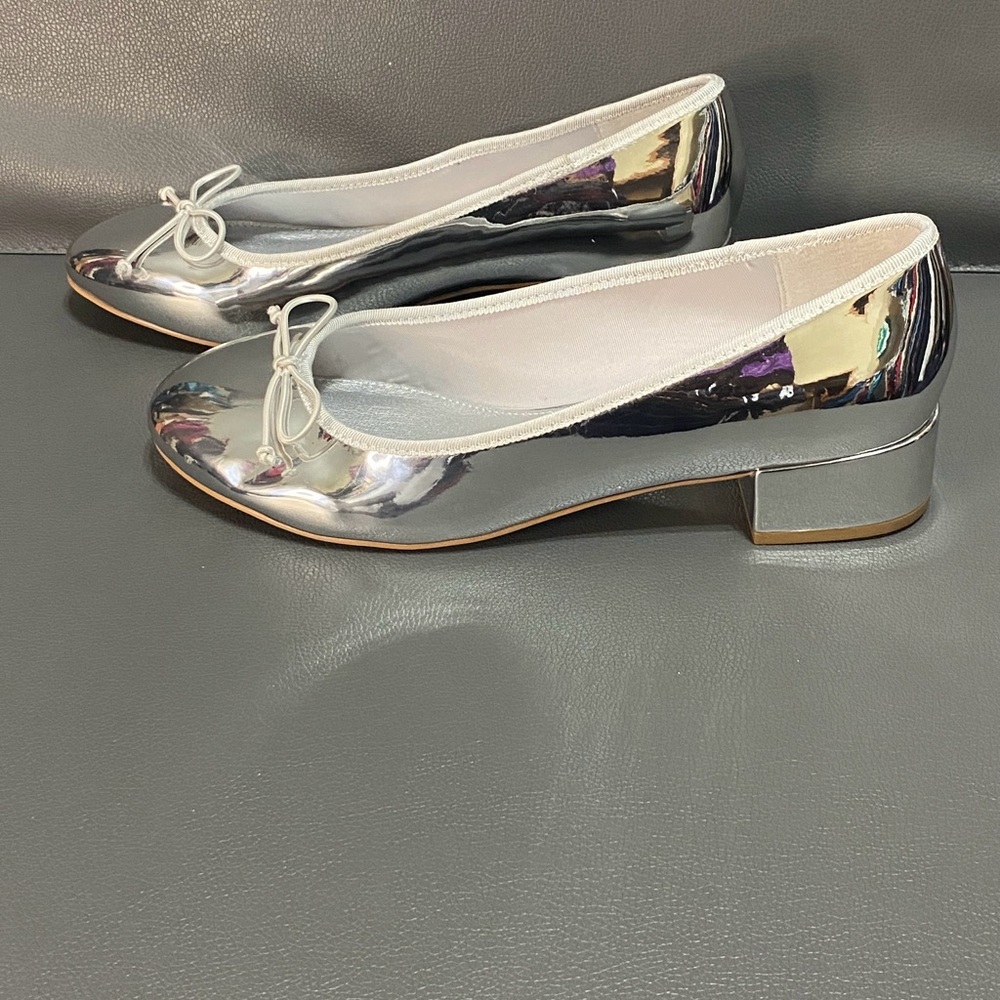 NWT Steve Madden Cherish Chrome Pump - Picture 2 of 5